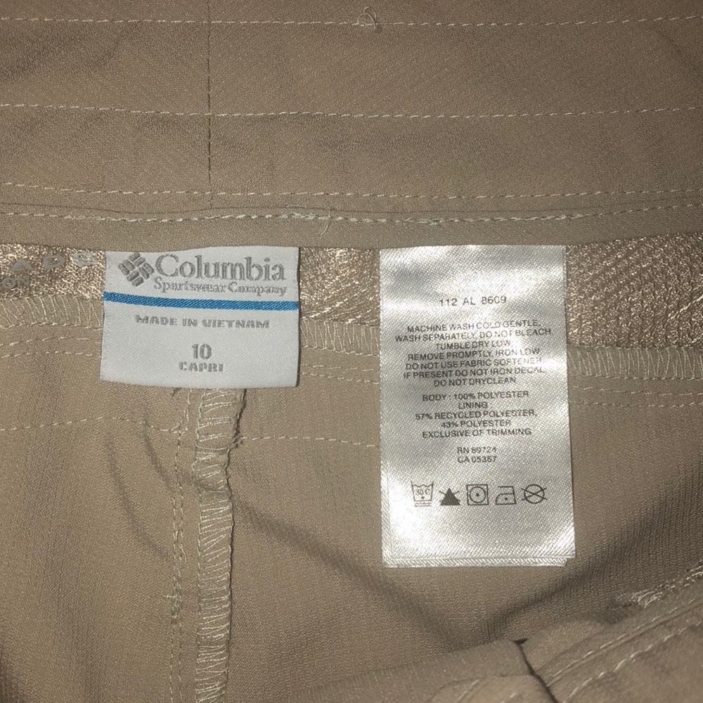 🥳 5/$25🥳Columbia Capri pants NWOT - Picture 2 of 7